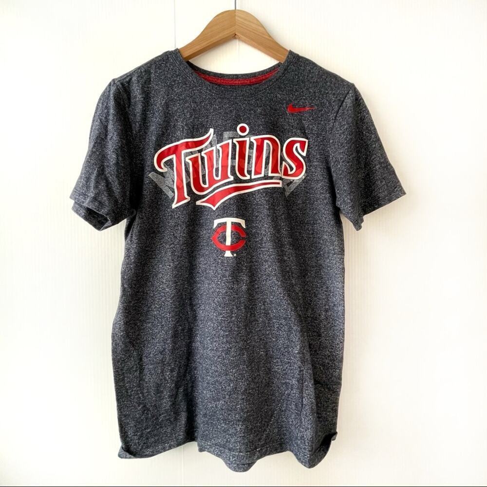 The Nike Tee Minnesota Twins Baseball short sleeve T-shirt blue athletic cut szS